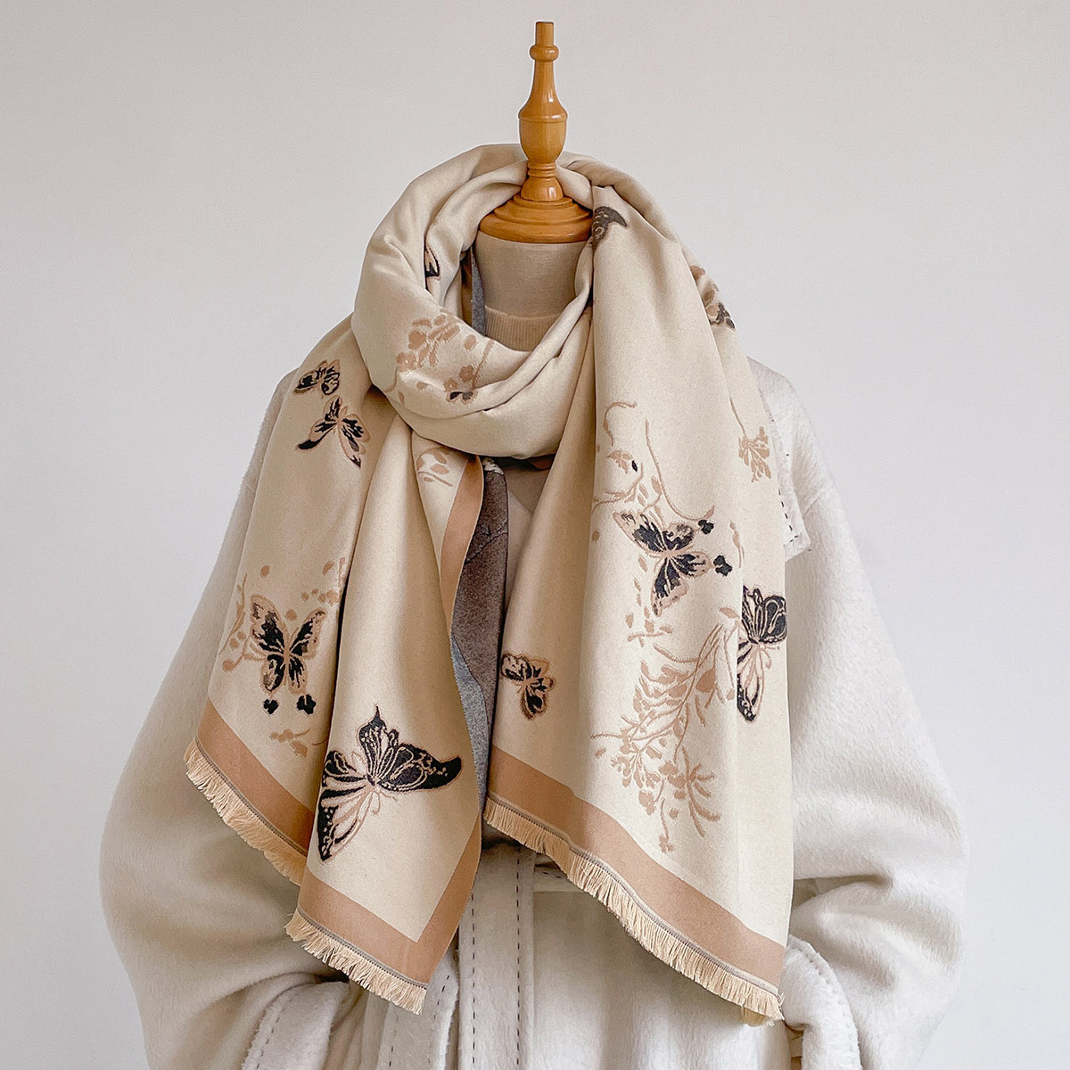 Damski szal z imitacji kaszmir – Woven Scarf Blanket recenzja i cena
