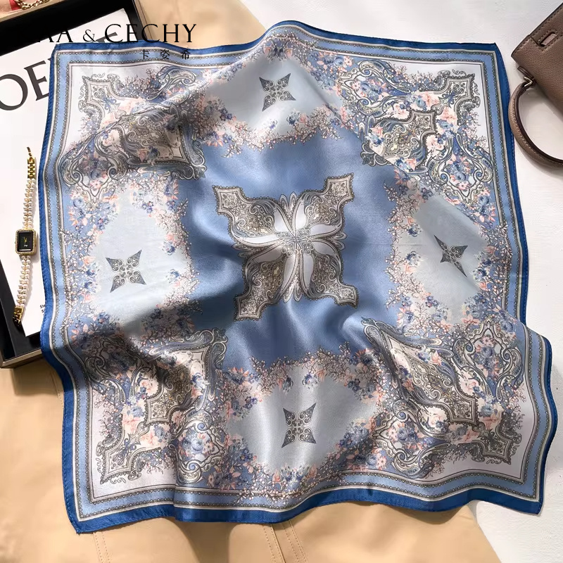 Barokowa kwiatowa apaszka kwad – Scarf Silk Square recenzja i cena